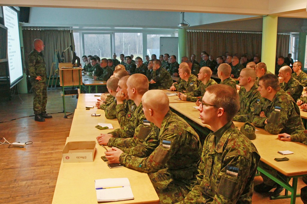 Täna Lahingukoolis alanud aspirantide kursusest võtab osa 103 ajateenijat.