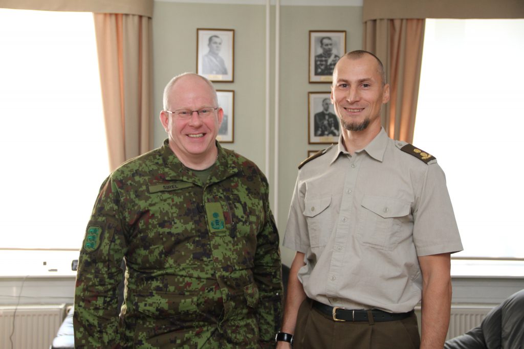 Kaitseväe juhataja asetäitja brigaadikindral Indrek Sirel ja KVÜÕA ülem kolonelleitnant Enno Mõts. Foto: Annett Kreitsman